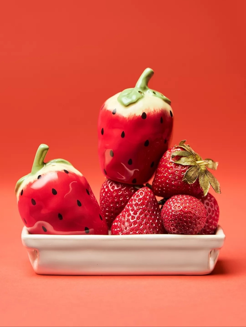 Anthropologie Foster Icon Stoneware Strawberry Ceramic Salt and Pepper Shakers - Picture 4 of 5